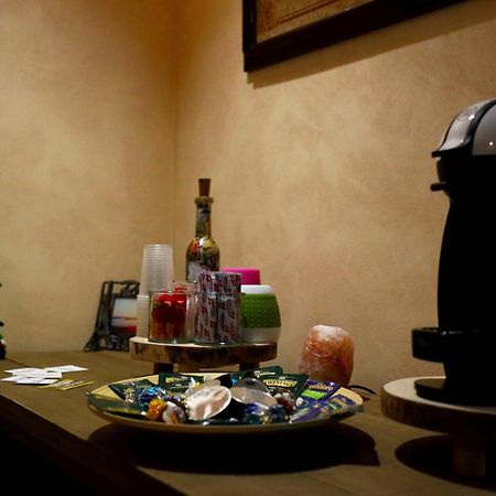 Fabio Room Cercola Luaran gambar