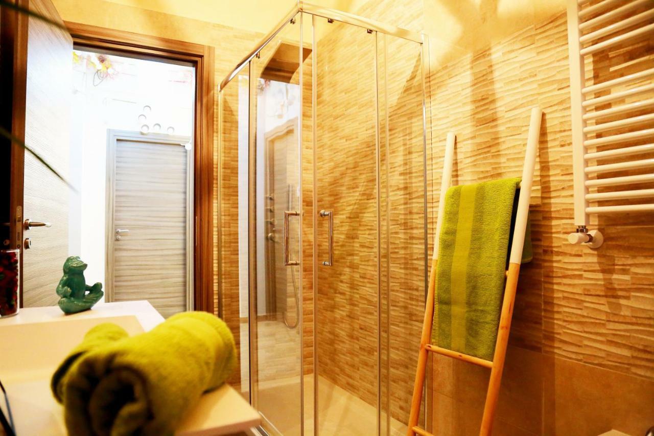 Fabio Room Cercola Luaran gambar