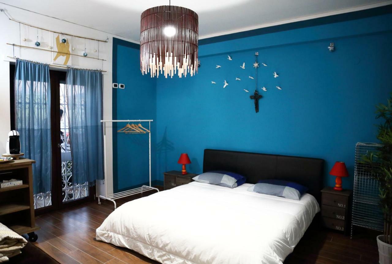 Fabio Room Cercola Luaran gambar